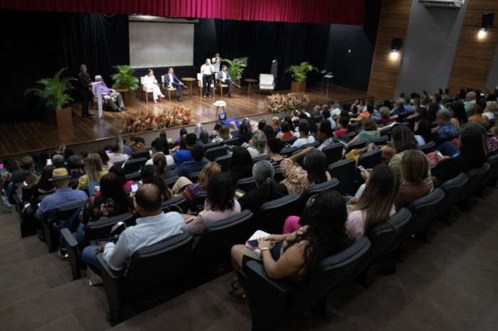 Ensino Infantil de Mogeiro é tema de palestra no encontro da Undime em Rondônia