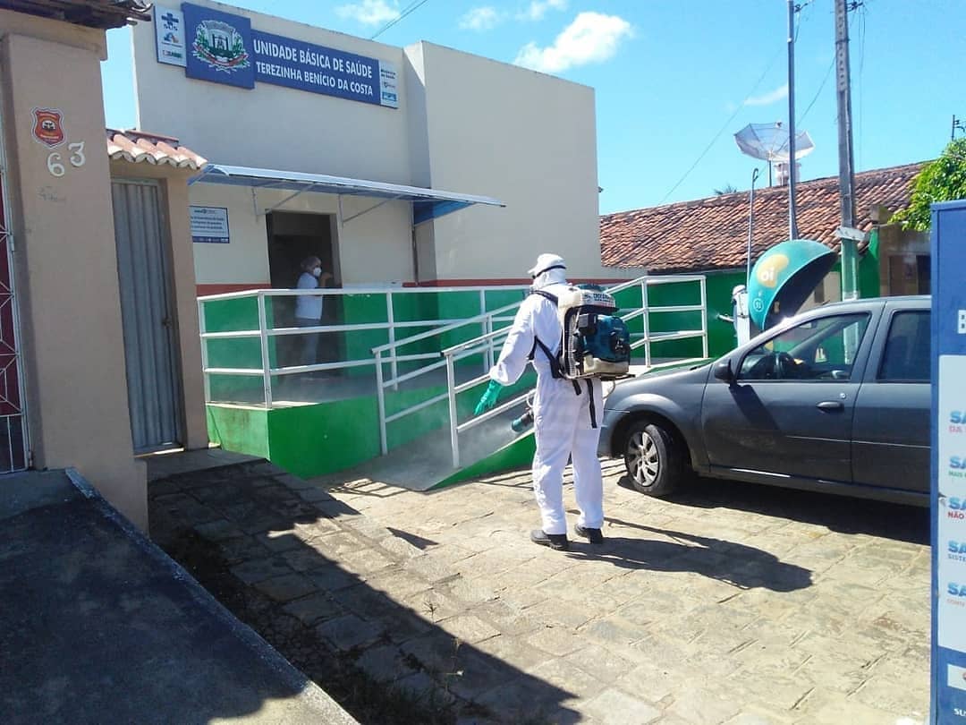 Coronavírus: espaços públicos de Mogeiro passam por desinfecção
