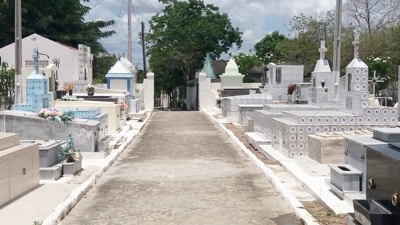 Concluída limpeza do Cemitério Público Municipal