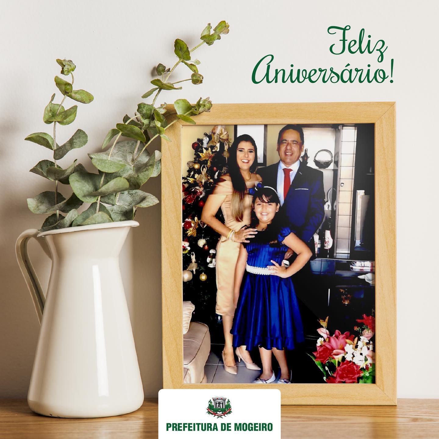 Prefeitura homenageia Primeira-Dama do município