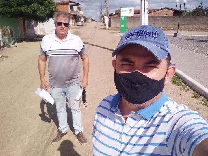 Engenheiro visita município para análise de pavimentação