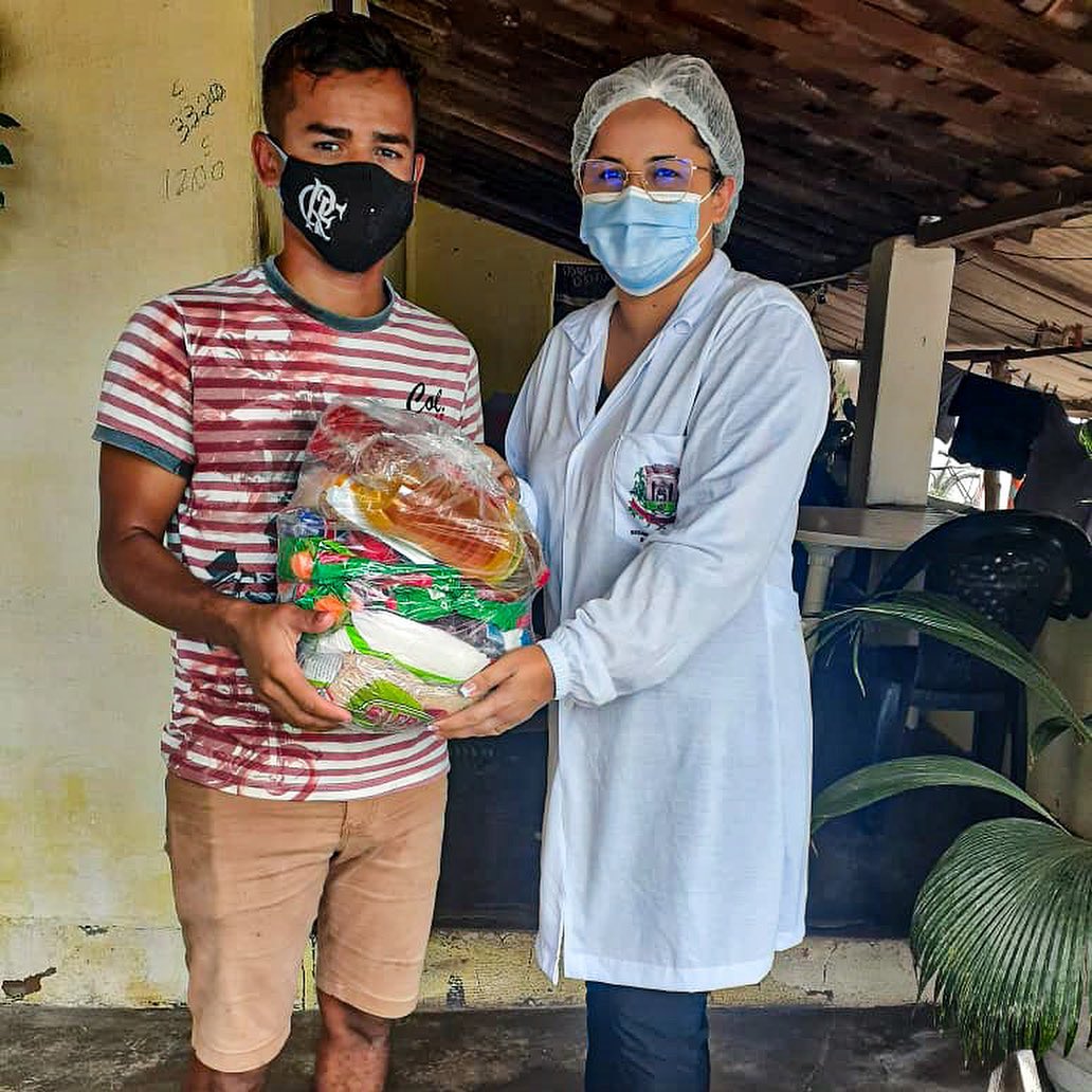 Prefeitura Municipal, através da Secretaria de Ação Social, realiza distribuição de cestas básicas para famílias do município