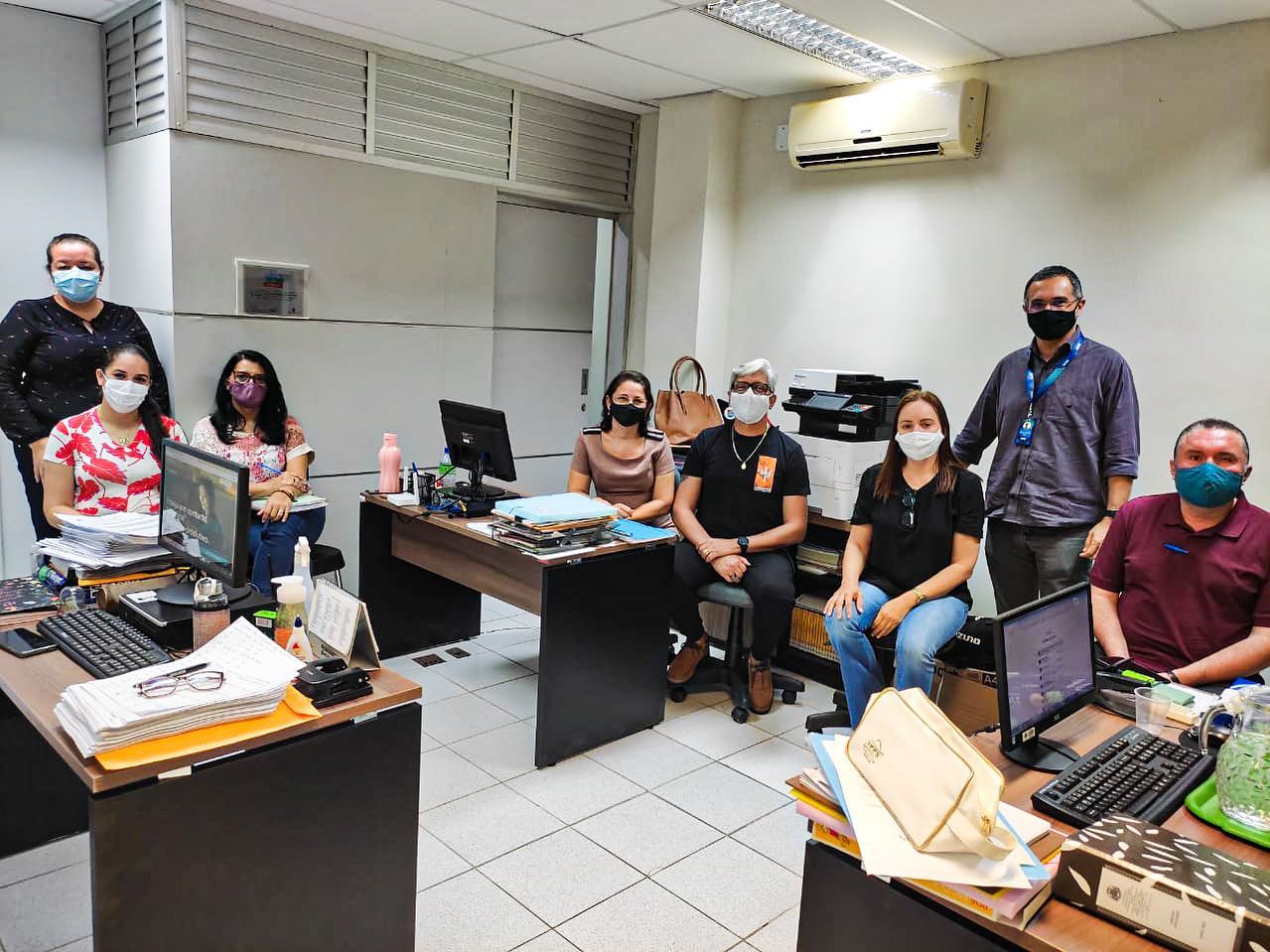 Secretaria de Educação realiza reunião de planejamento para aula inaugural do Laboratório de Inovação do SENAI
