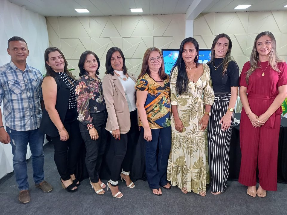 Secretária de Educação participa de conferência intermunicipal popular
