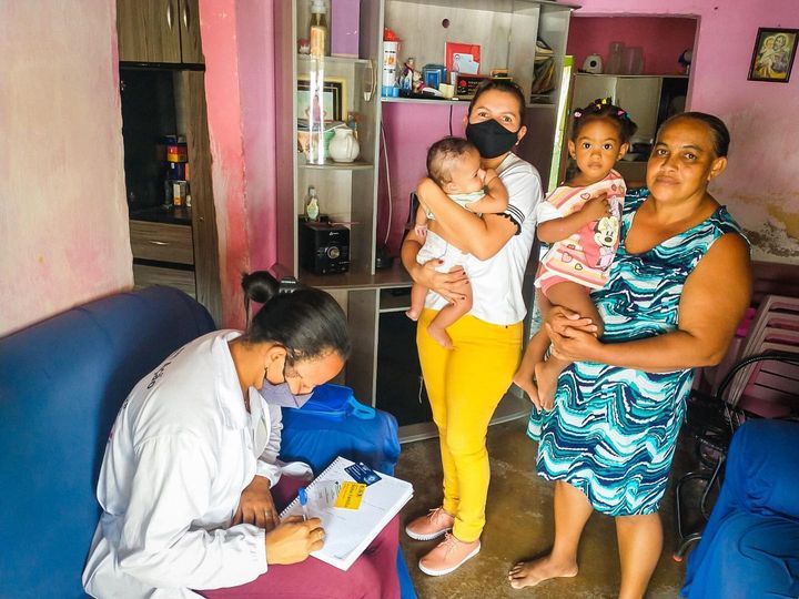 Visitadoras do programa Criança Feliz realizam busca ativa