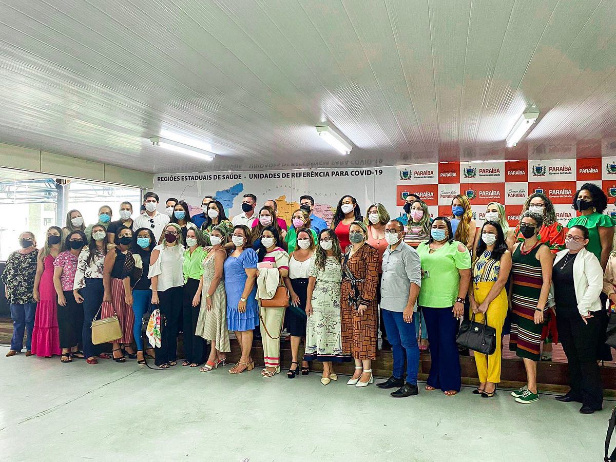 Representante da Secretaria de Assisência Social participa de reunião em João Pessoa