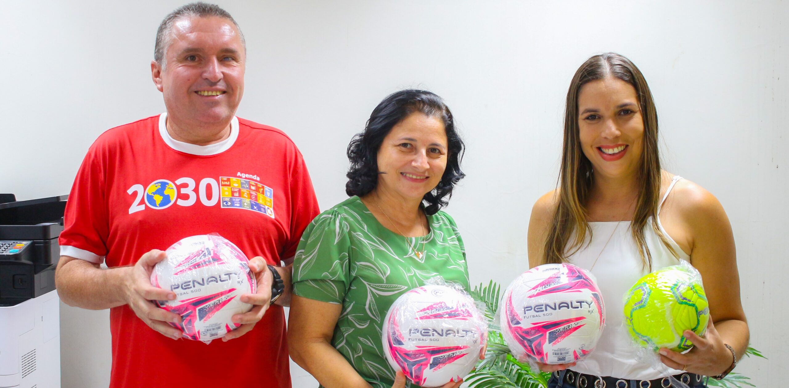 Escolas recebem kits esportivos para atividades de educação física