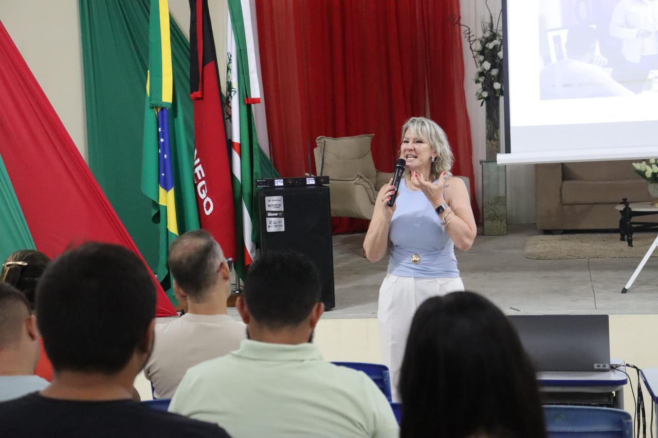 Curso de Humanização em Saúde reforça compromisso da Prefeitura de Mogeiro com o cuidado e a empatia no SUS